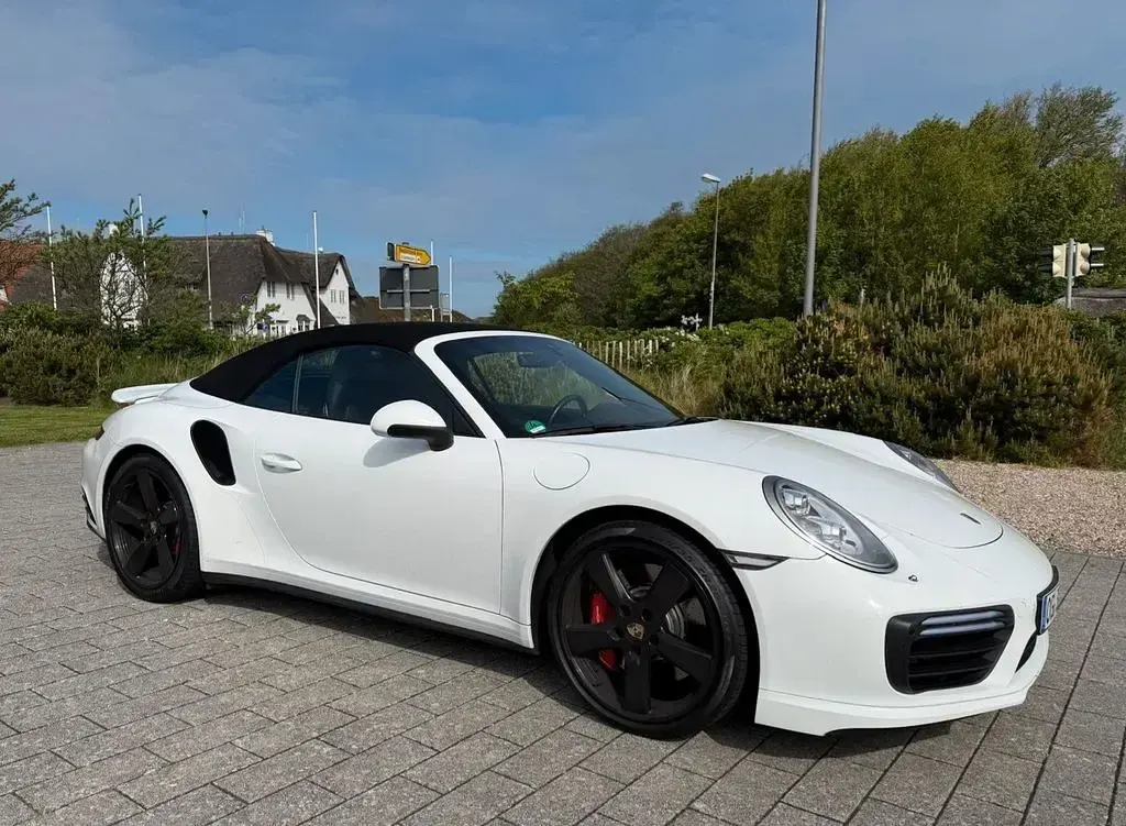 Begagnad Porsche 991 540 HK (397 kW) 2017 Vit Cab