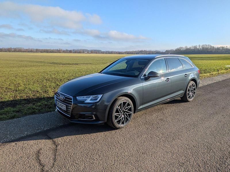 Gebraucht Audi A4 Sport 150 PS (110 kW) 2016 Grau Kombi