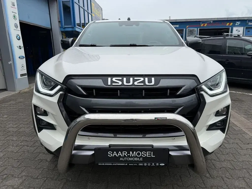 Gebraucht Isuzu D-Max 163 PS (119 kW) 2021 Weiß Pickup