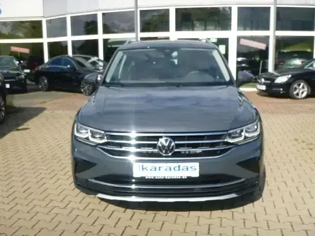 Gebraucht VW Tiguan Elegance 150 PS (110 kW) 2021 Grau SUV
