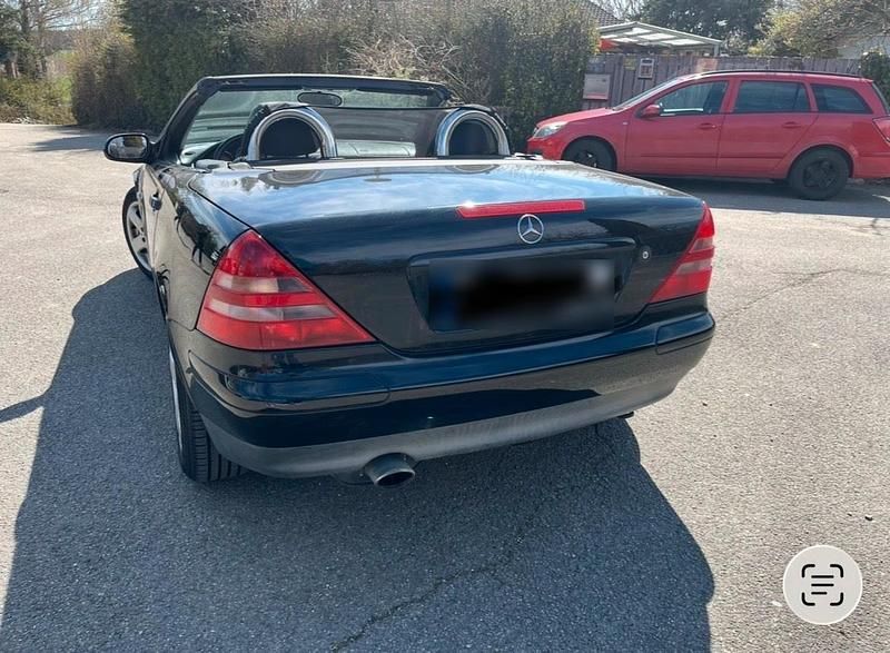 Gebraucht Mercedes SLK200 100 PS (73 kW) 2000 Schwarz Cabrio