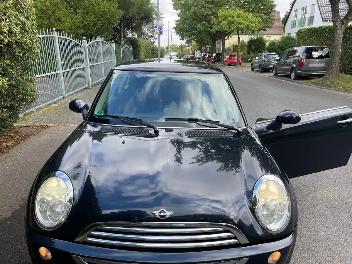Używany Mini Cooper 120 KM (88 kW) 2005 Niebieski Hatchback