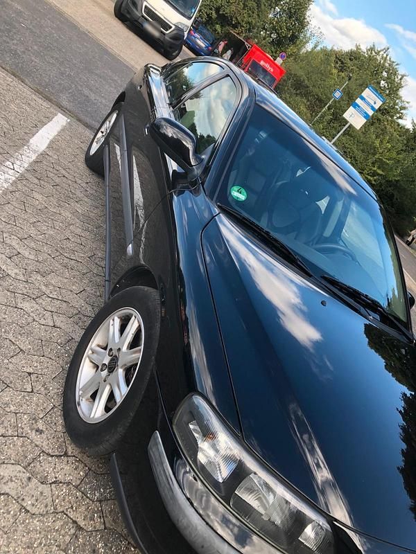 Gebraucht Volvo S60 140 PS (102 kW) 2002 Schwarz Limousine