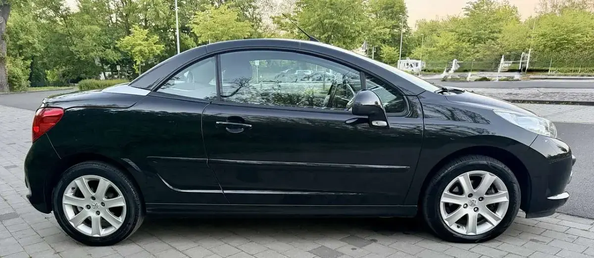 Gebraucht Peugeot 207 Sport 120 PS (88 kW) 2008 Schwarz Cabrio