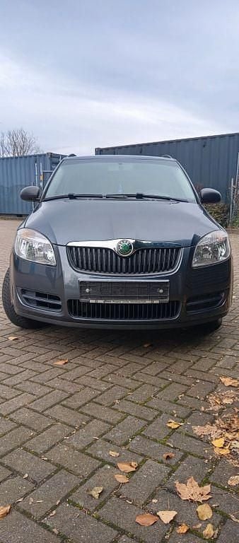 Grau Gebraucht 2009 Skoda Fabia Ambiente Kombi | 2.000 € (Guter Preis) - Bild 1/4