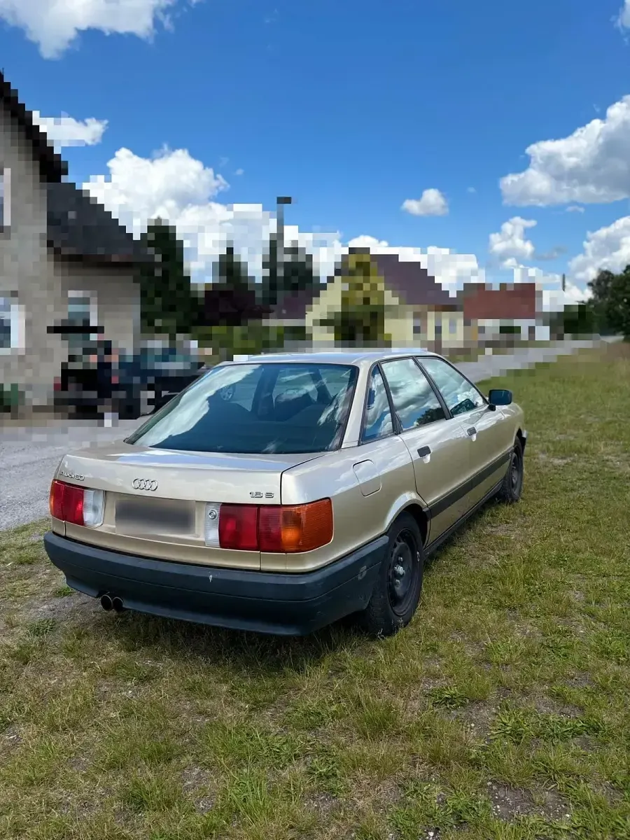 Gebraucht Audi 80 90 PS (66 kW) 1990 Gold Limousine