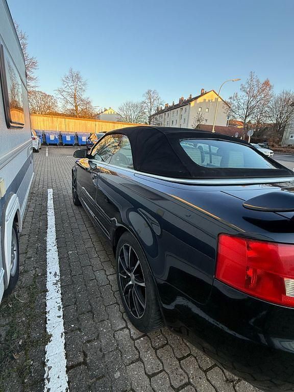 Gebraucht Audi A4 Cabriolet Design 163 PS (119 kW) 2005 Schwarz Cabrio