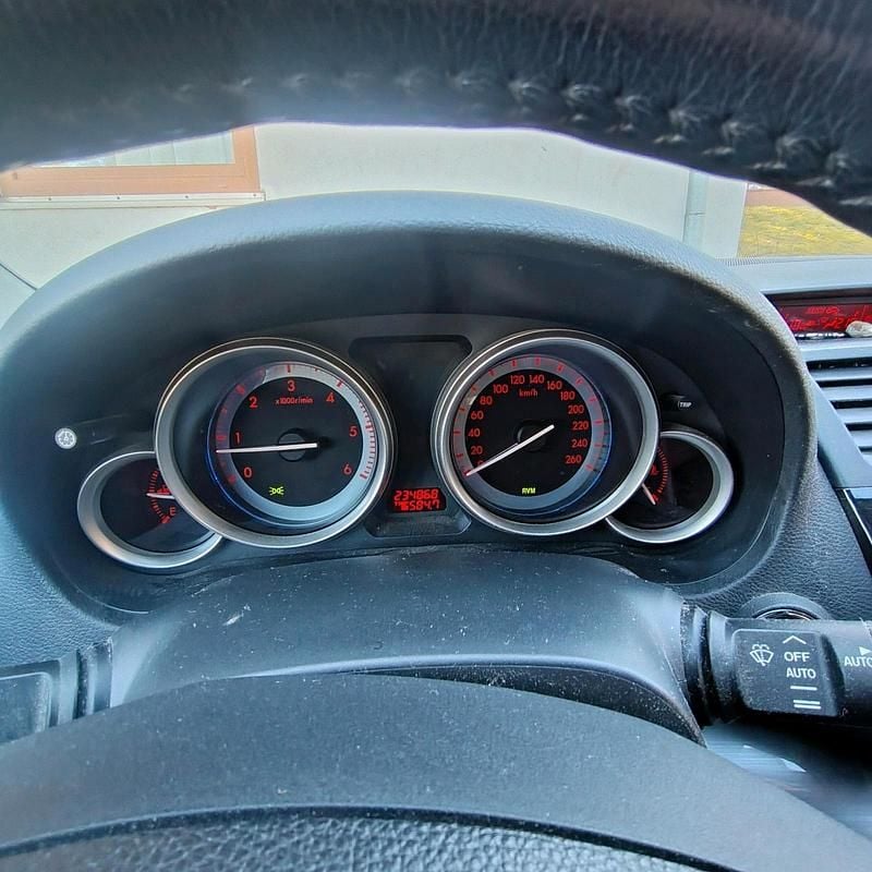 Gebraucht Mazda 6 163 PS (119 kW) 2010 Grau Kombi