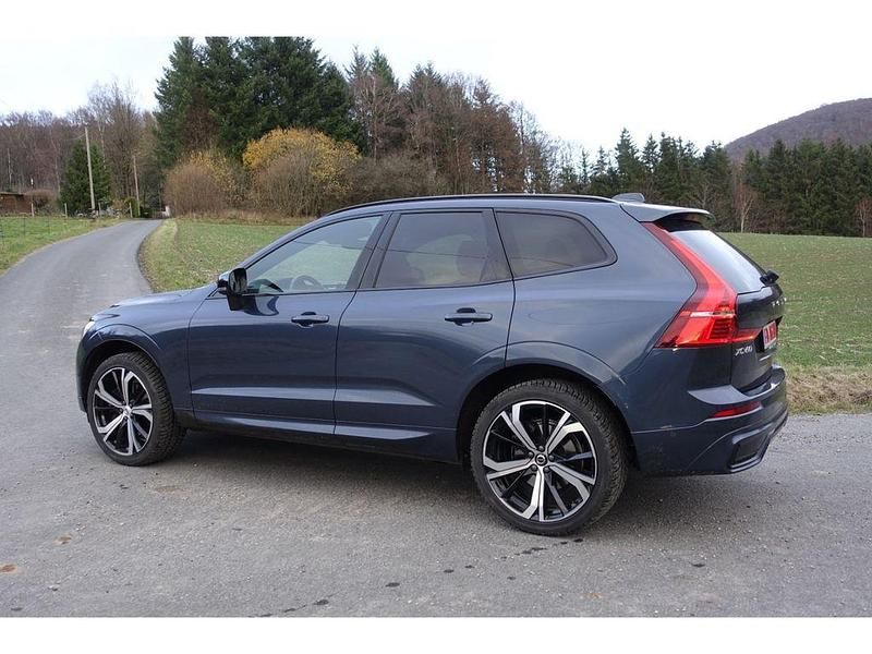 Gebraucht Volvo XC60 Ultimate 197 PS (144 kW) 2023 Blau SUV