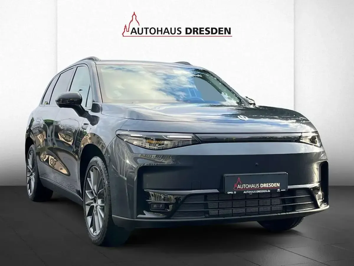 Usado Leapmotor C10 160 kW (218 CV) 2026 Gris SUV