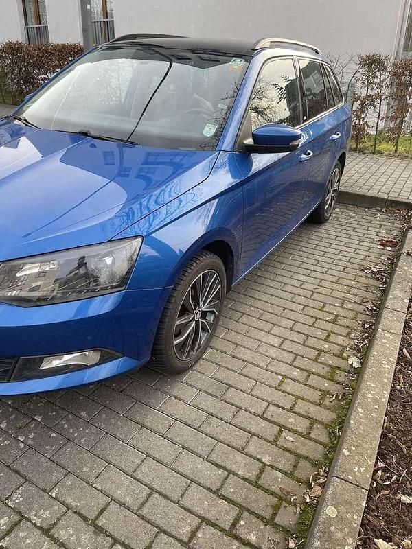 Gebraucht Skoda Fabia 90 PS (66 kW) 2015 Blau Kombi