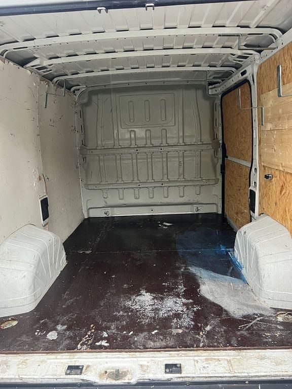 Gebraucht Peugeot Boxer 150 PS (110 kW) 2011 Weiß Van