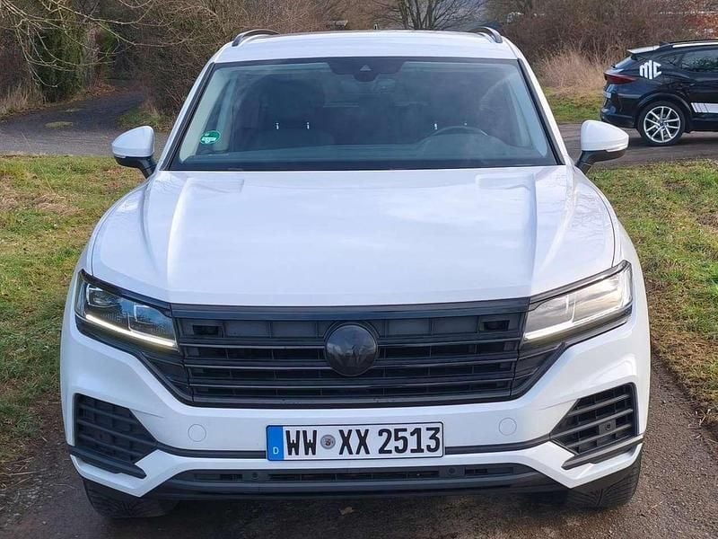 Gebraucht VW Touareg 231 PS (169 kW) 2019 Weiß SUV