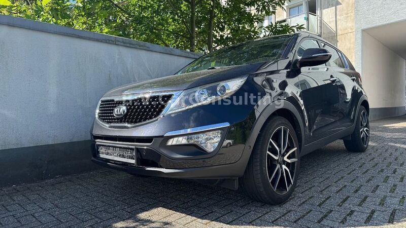 Schwarz Gebraucht 2016 Kia Sportage DREAM-TEAM Edition SUV | 11.998 € (Guter Preis) - Bild 1/4