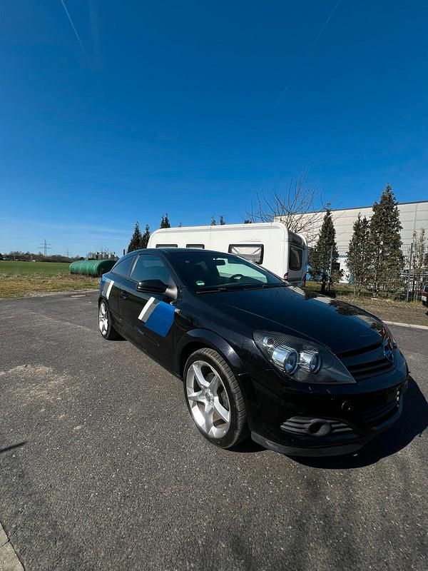 Gebraucht Opel Astra GTC OPC 140 PS (102 kW) 2006 Schwarz Coupé