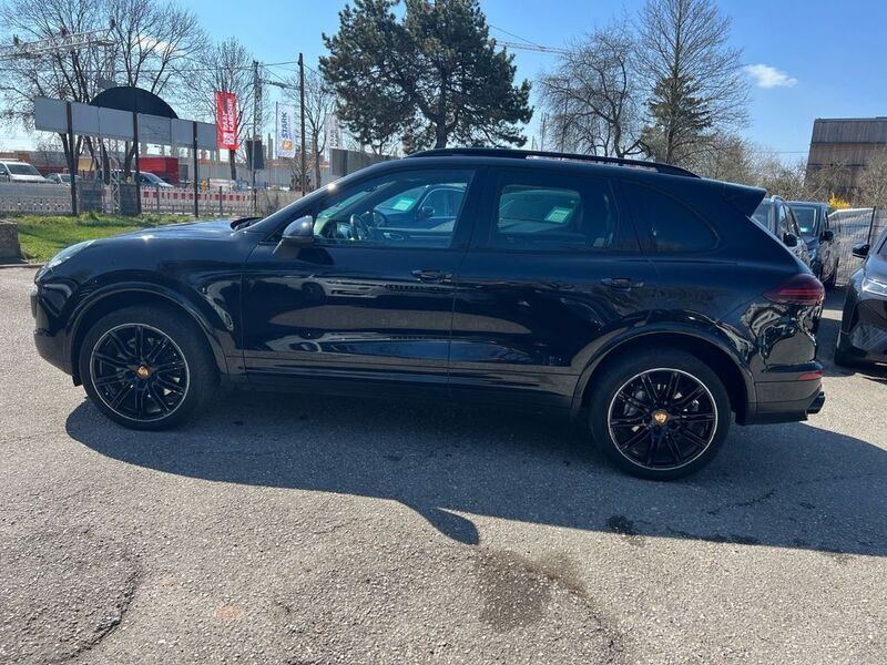 Schwarz Gebraucht 2017 Porsche Cayenne S SUV | 36.700 € (Superpreis) - Bild 1/4
