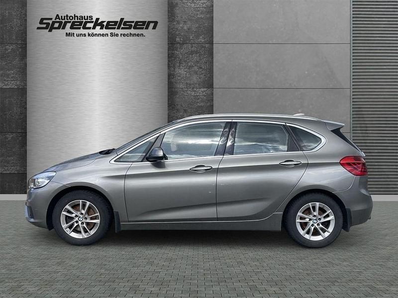 Gebraucht BMW 218 Active Tourer 136 PS (100 kW) 2015 Silber Van / Kleinbus
