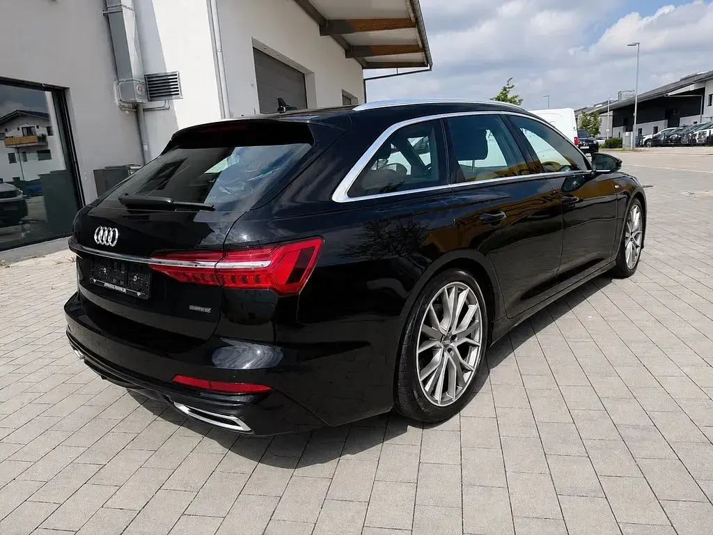 Gebraucht Audi A6 S-Line 245 PS (180 kW) 2021 Vesuvgrau Kombi