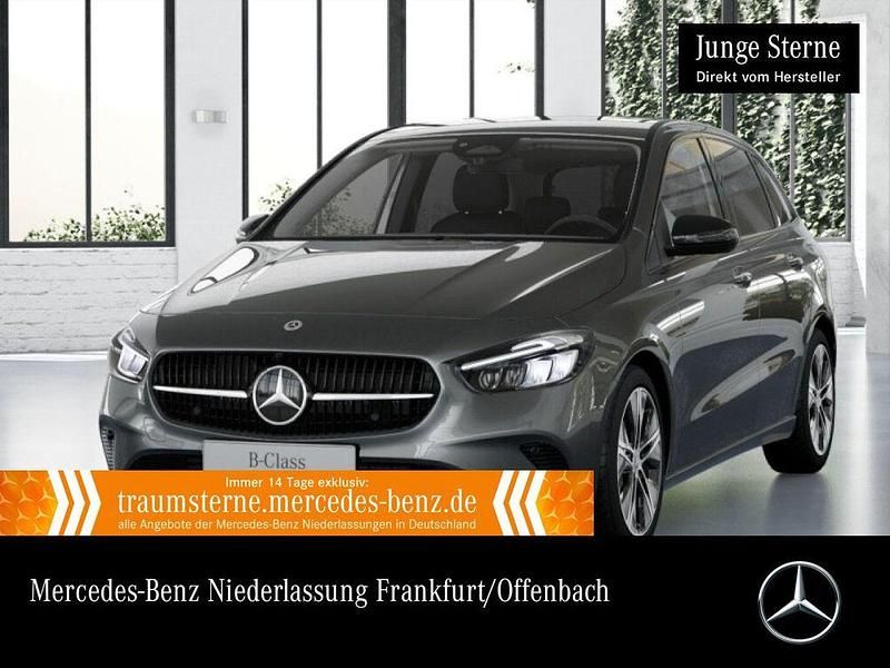 Grau Gebraucht 2024 Mercedes B180 Advanced Plus Van / Kleinbus | 29.990 € (Superpreis) - Bild 1/3