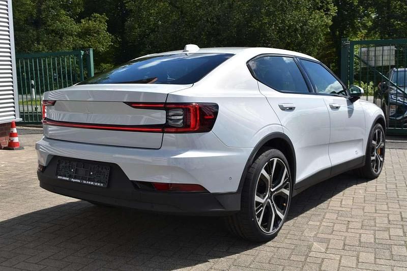 Gebraucht Polestar 2 Performance 350 kW (476 PS) 2023 Weiß metallic Kleinwagen