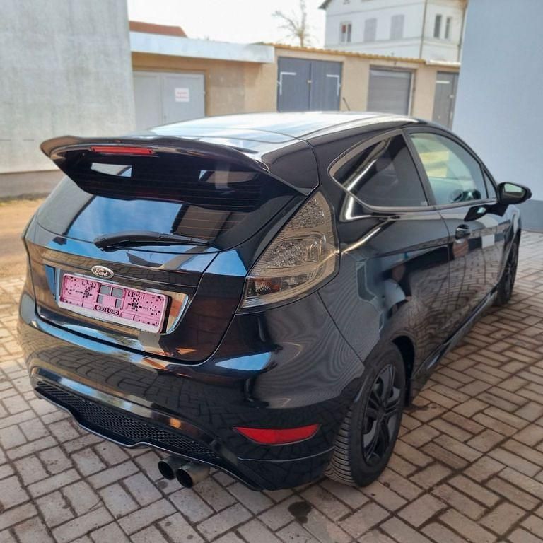 Gebraucht Ford Fiesta Sport 125 PS (91 kW) 2013 Schwarz Kleinwagen