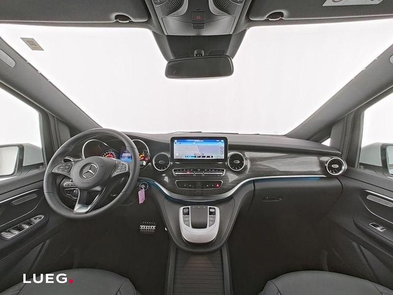 Gebraucht Mercedes V250 190 PS (139 kW) 2024 Weiß Van / Kleinbus