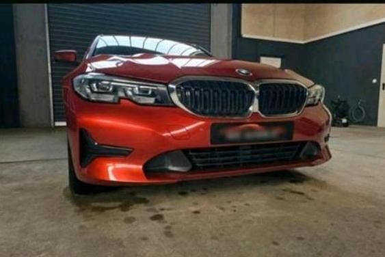 Gebraucht BMW 318 Advantage 150 PS (110 kW) 2019 Orange Limousine