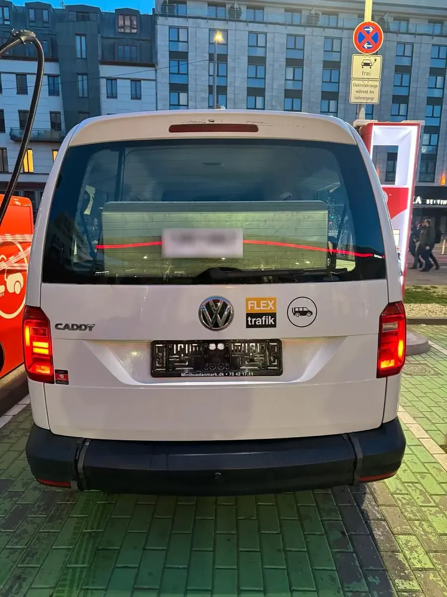 Gebraucht VW Caddy Maxi 102 PS (75 kW) 2018 Weiß Van / Kleinbus