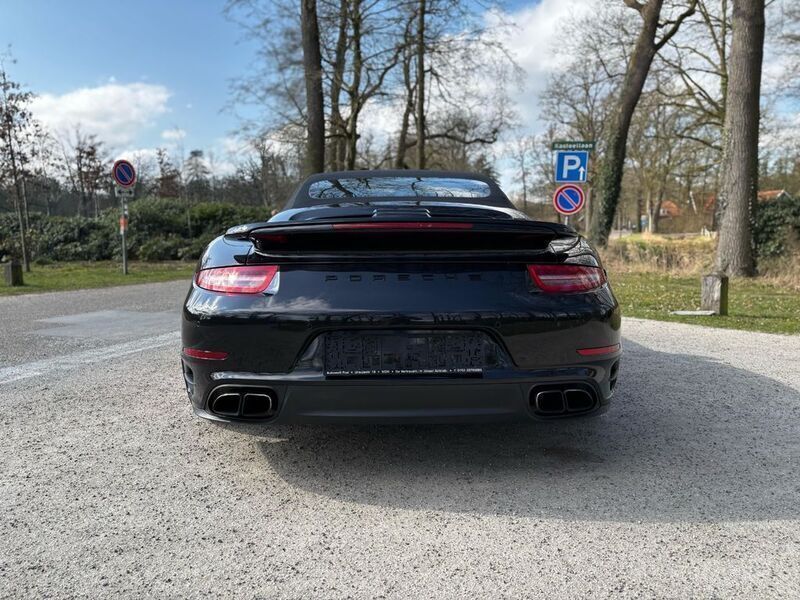 Gebraucht Porsche 911 Turbo Cabriolet 521 PS (383 kW) 2014 Basaltschwarzmetallic Cabrio
