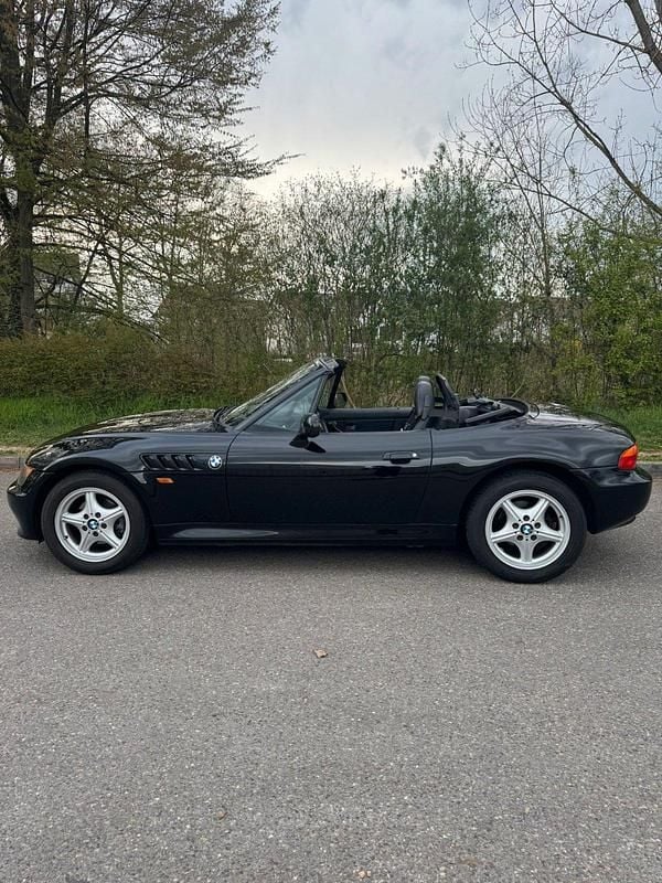 Gebraucht BMW Z3 116 PS (85 kW) 1998 Schwarz Cabrio