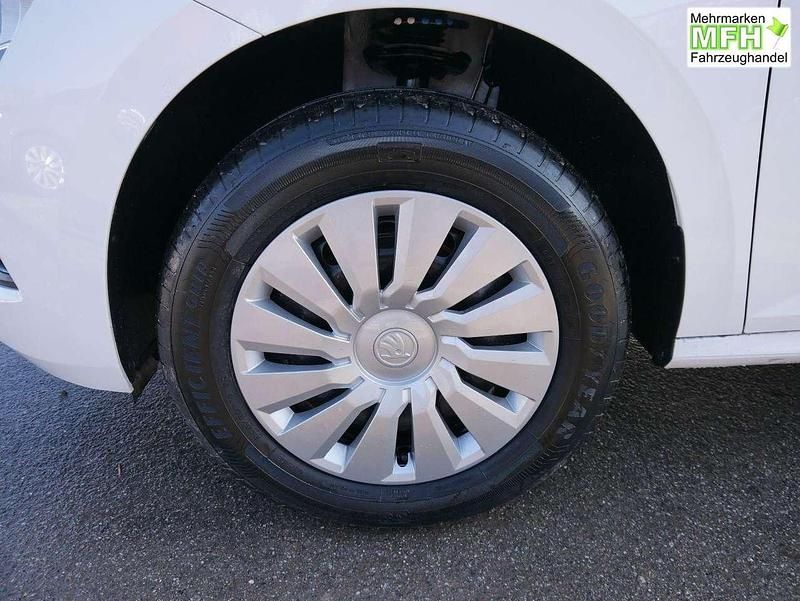 Neu Skoda Kamiq Selection 150 PS (110 kW) 2026 Candyweiß SUV