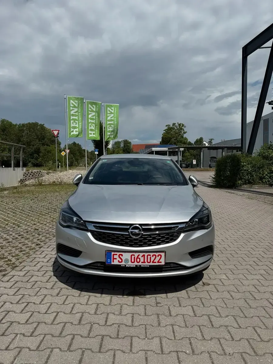 Gebraucht Opel Astra 125 PS (91 kW) 2017 Grau Limousine