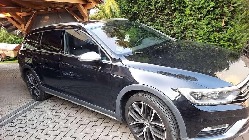 Schwarz Gebraucht 2019 VW Passat Alltrack Kombi | 19.500 € (Guter Preis) - Bild 1/1