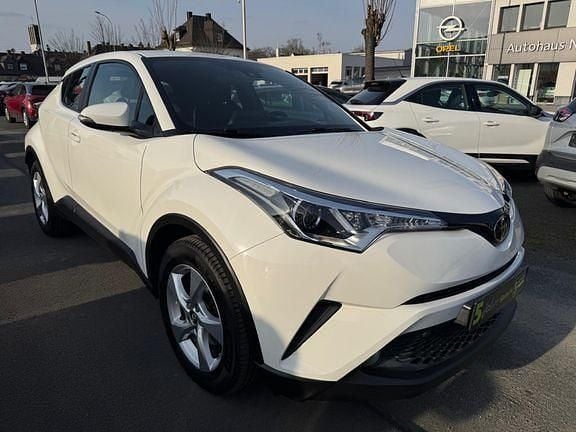 Gebraucht Toyota C-HR Basis 116 PS (85 kW) 2017 Schneeweiß SUV