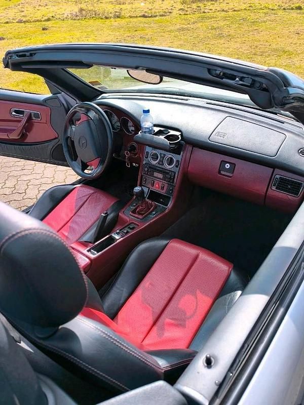 Gebraucht Mercedes SLK320 190 PS (139 kW) 1996 Silber Cabrio