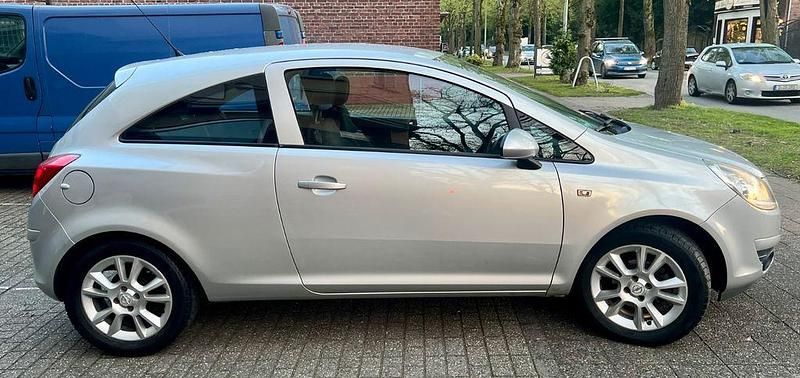 Gebraucht Opel Corsa Selection 60 PS (44 kW) 2009 Silber Kleinwagen