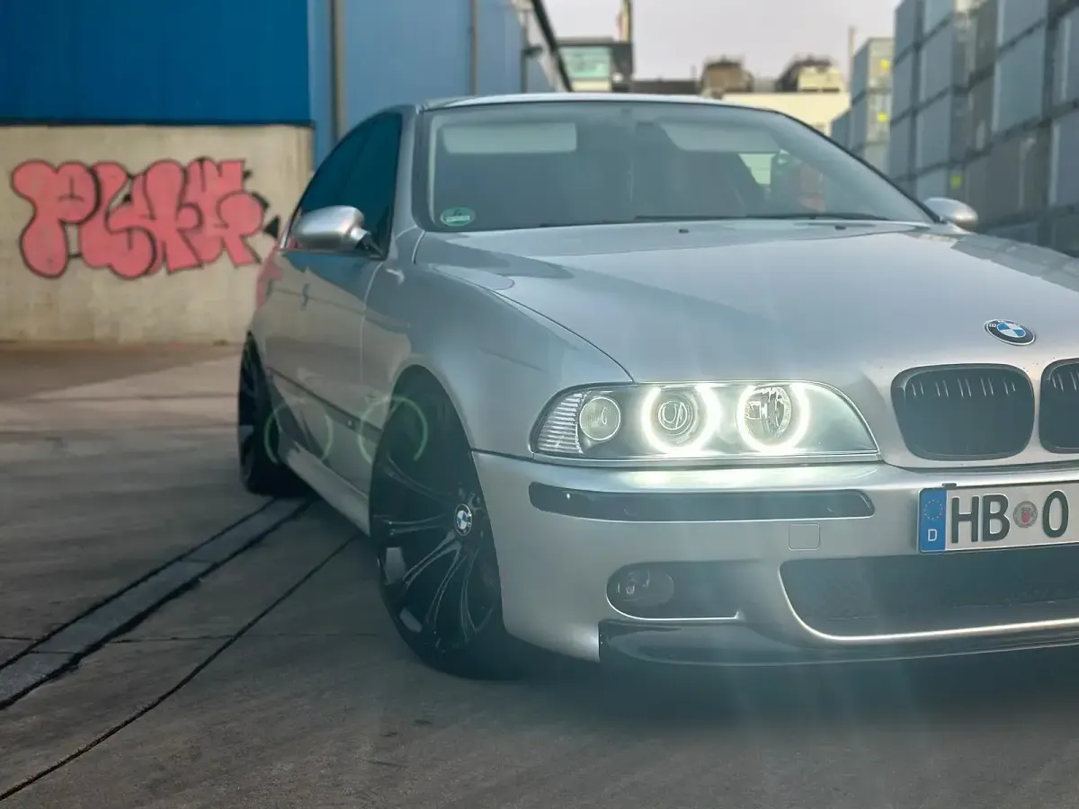 Gebraucht BMW 520 170 PS (125 kW) 2002 Silber Limousine