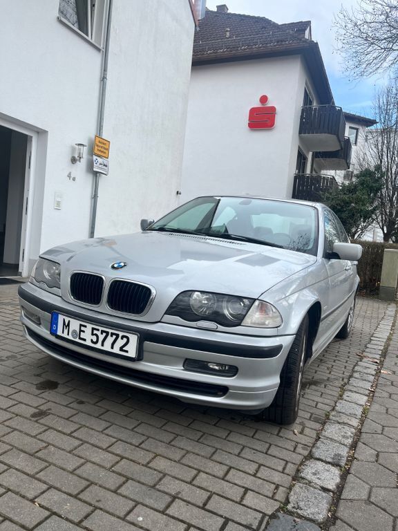 Silber Gebraucht 2001 BMW 325 Limousine | 3.300 € (Superpreis) - Bild 1/4