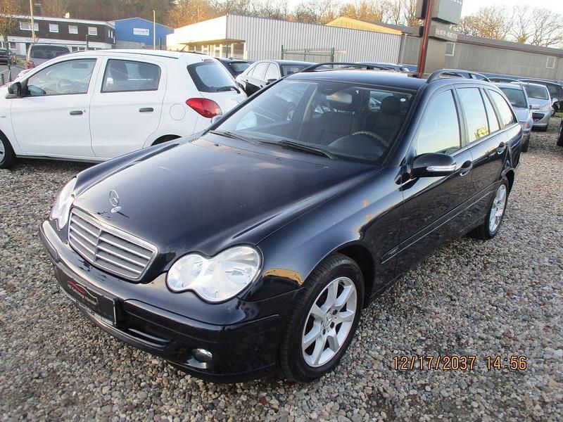 Blau Gebraucht 2005 Mercedes C180 Kombi | 3.499 € (Fairer Preis) - Bild 1/4