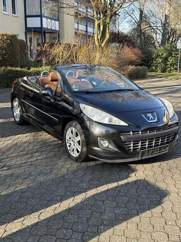 Gebraucht Peugeot 207 CC 156 PS (114 kW) 2012 Schwarz Cabrio