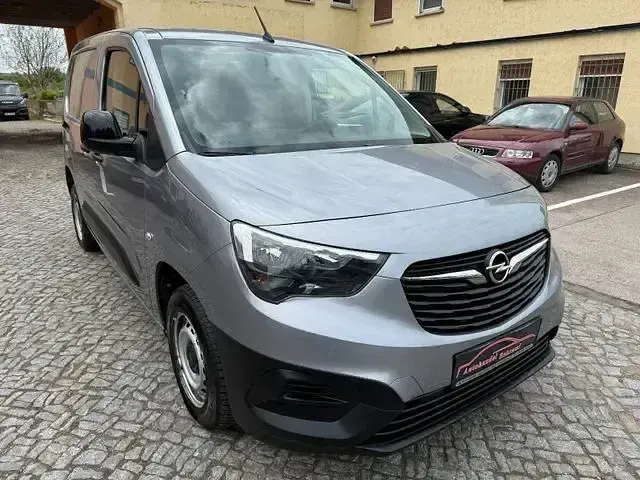 Gebraucht Opel Combo Edition 102 PS (75 kW) 2023 Grau Van / Kleinbus