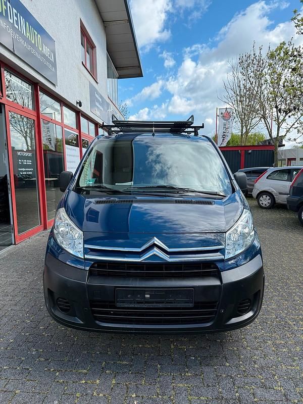 Second-hand Citroën Jumpy 90 CP (66 kW) 2011 Albastru Monovolum