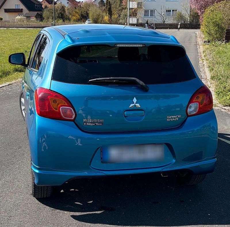 Gebraucht Mitsubishi Space Star 80 PS (58 kW) 2013 Blau Van / Kleinbus