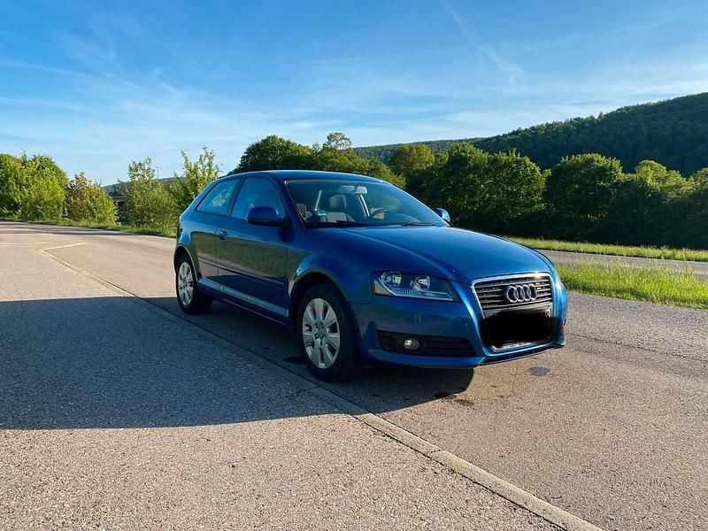 Gebraucht Audi A3 102 PS (75 kW) 2010 Blau Kleinwagen