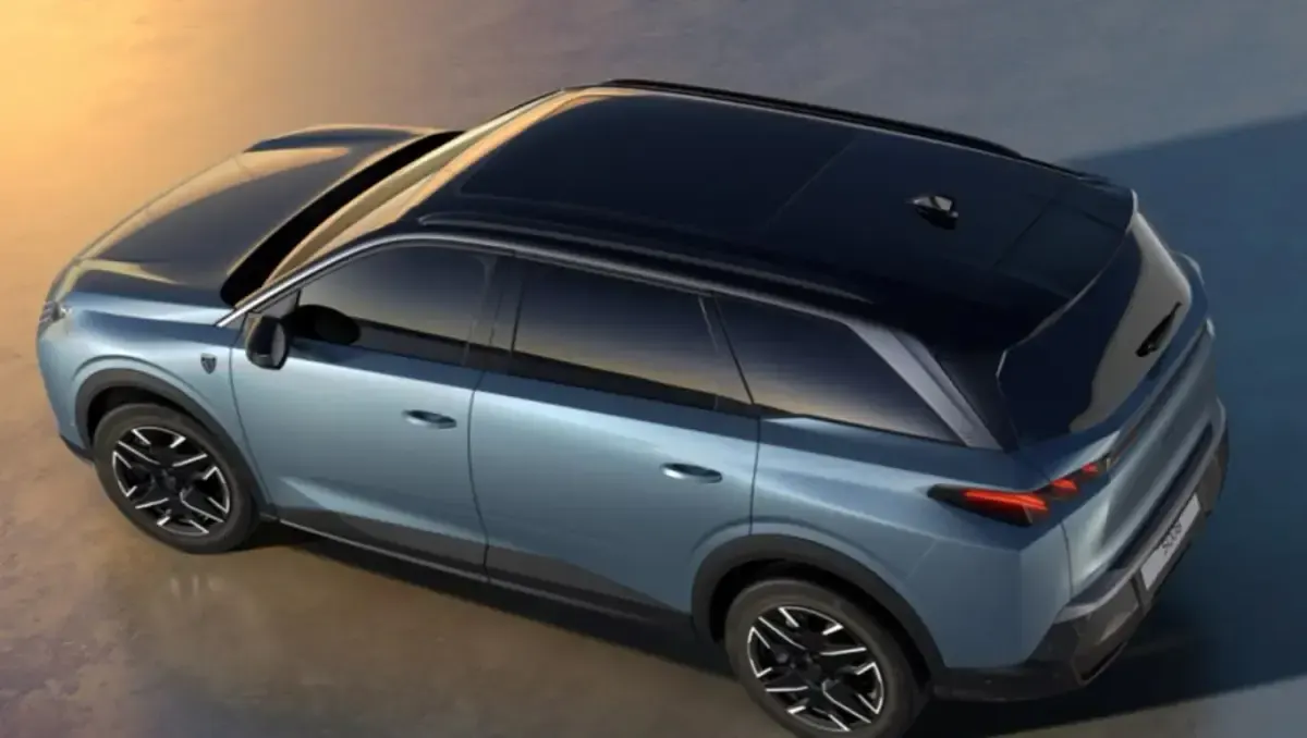 Neu Peugeot 5008 GT 145 PS (106 kW) 2026 Ingaro blau metallic SUV