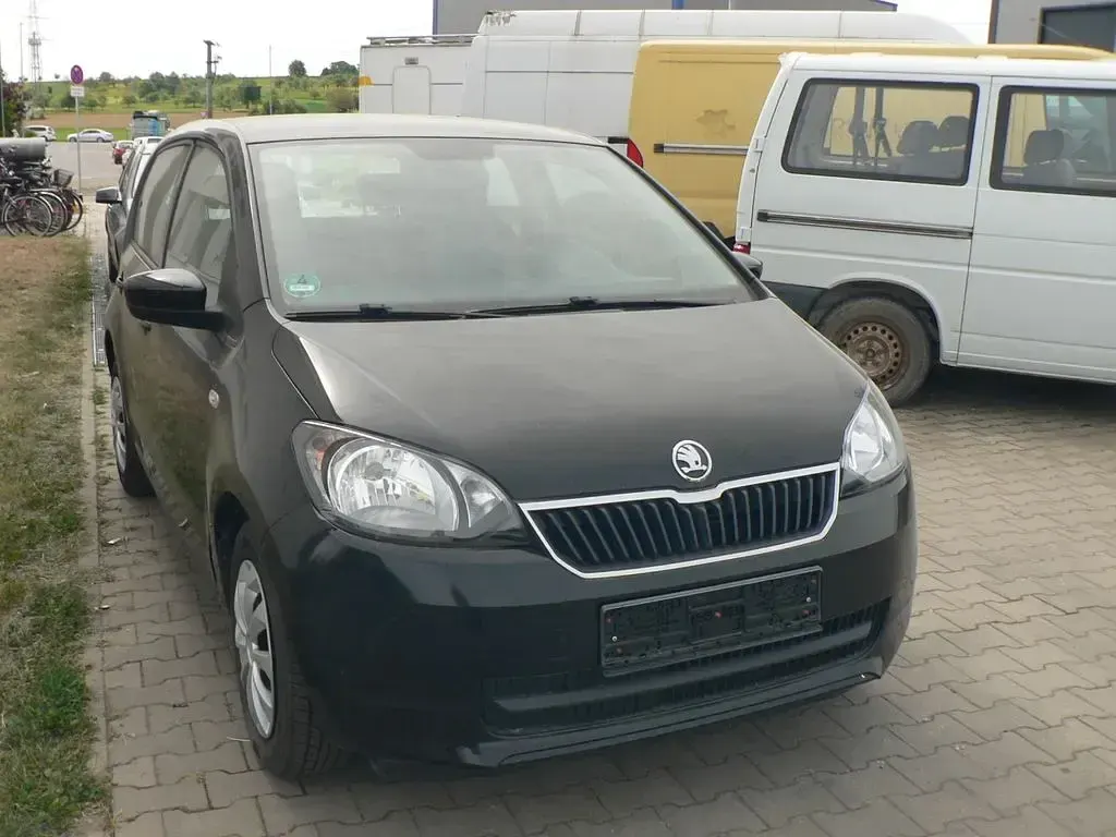 Second-hand Skoda Citigo Ambition 75 CP (55 kW) 2013 Negru Hatchback