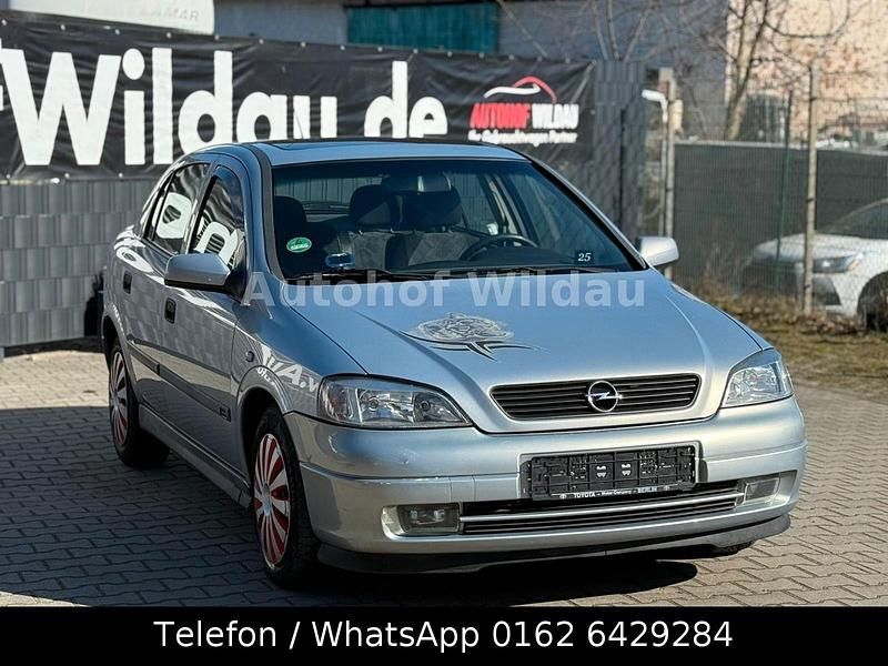 Gebraucht Opel Astra 101 PS (74 kW) 2000 Silber Kleinwagen