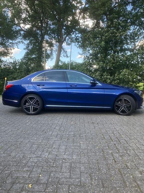 Blau Gebraucht 2015 Mercedes C220 Avantgarde Limousine | 14.000 € (Fairer Preis) - Bild 1/4