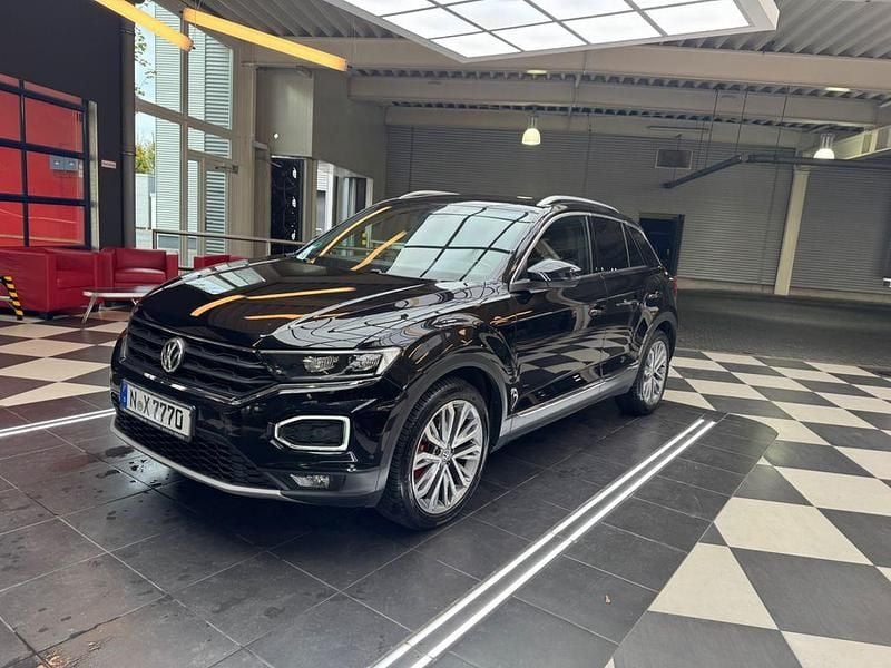 Schwarz Gebraucht 2018 VW T-Roc Sport SUV | 16.999 € (Guter Preis) - Bild 1/4