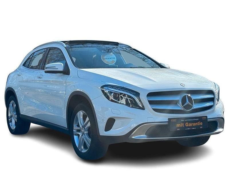 Gebraucht Mercedes GLA250 211 PS (155 kW) 2017 Weiß SUV